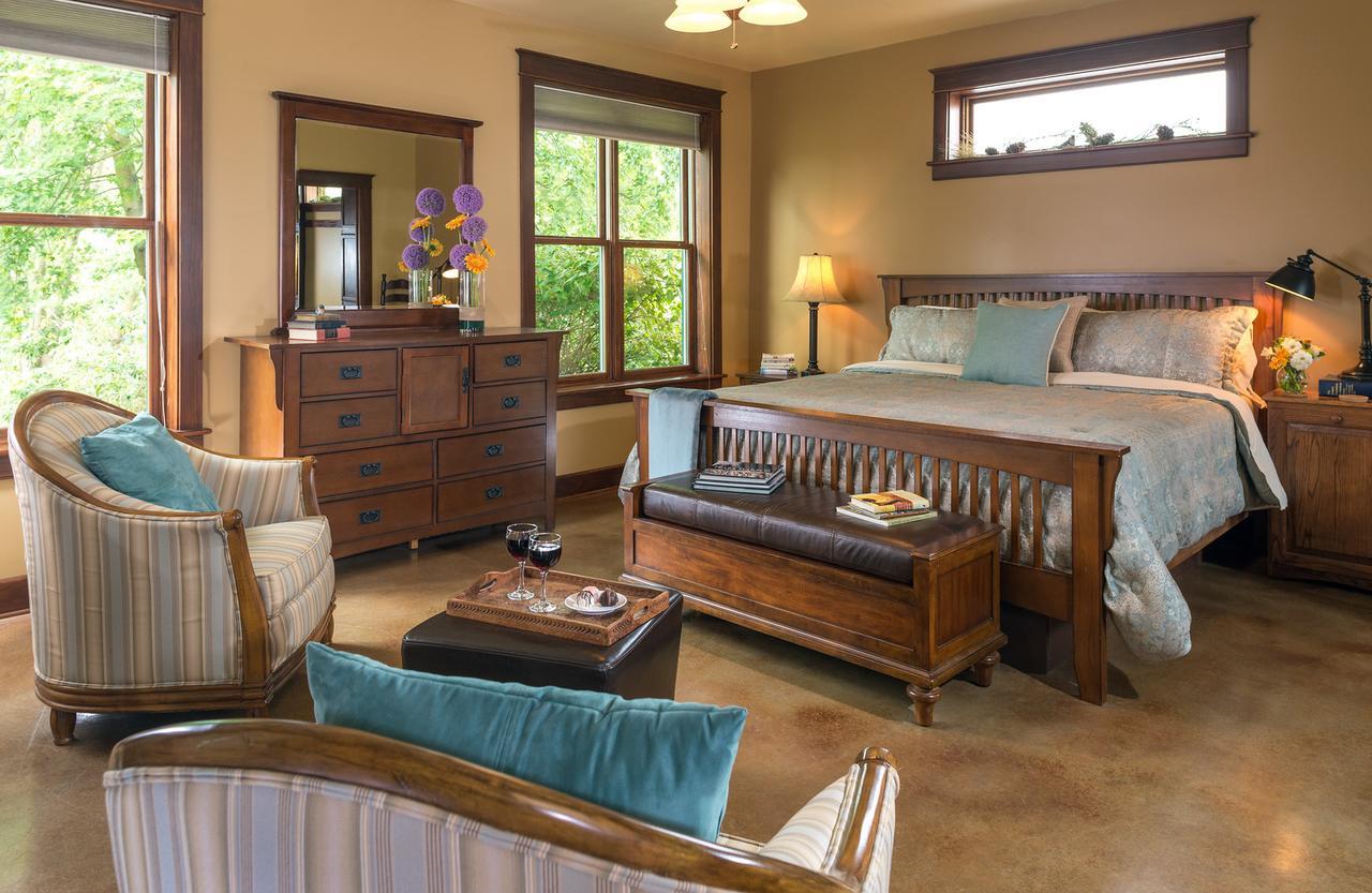 Hartzell House 5* Addison